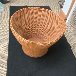 Wicker basket 1938 vintage like new!